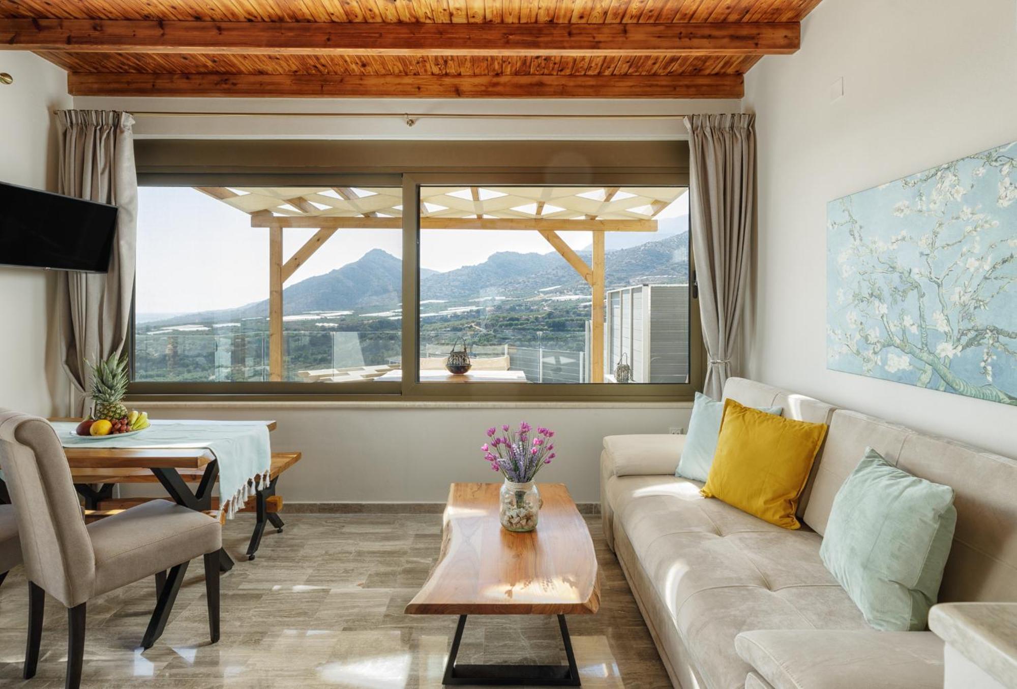 Mediterranean View Villa Makrýgialos Екстериор снимка
