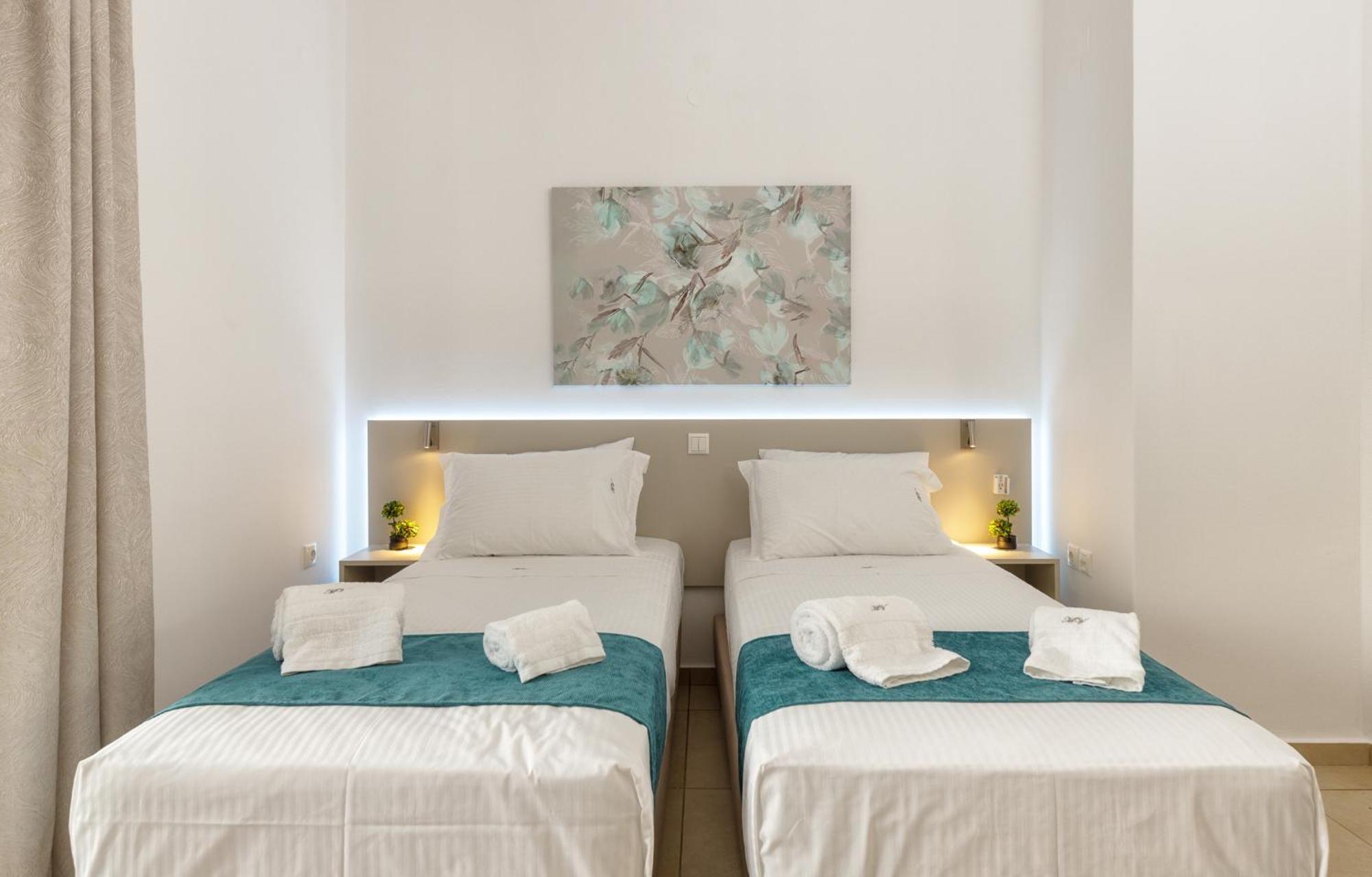 Mediterranean View Villa Makrýgialos Екстериор снимка