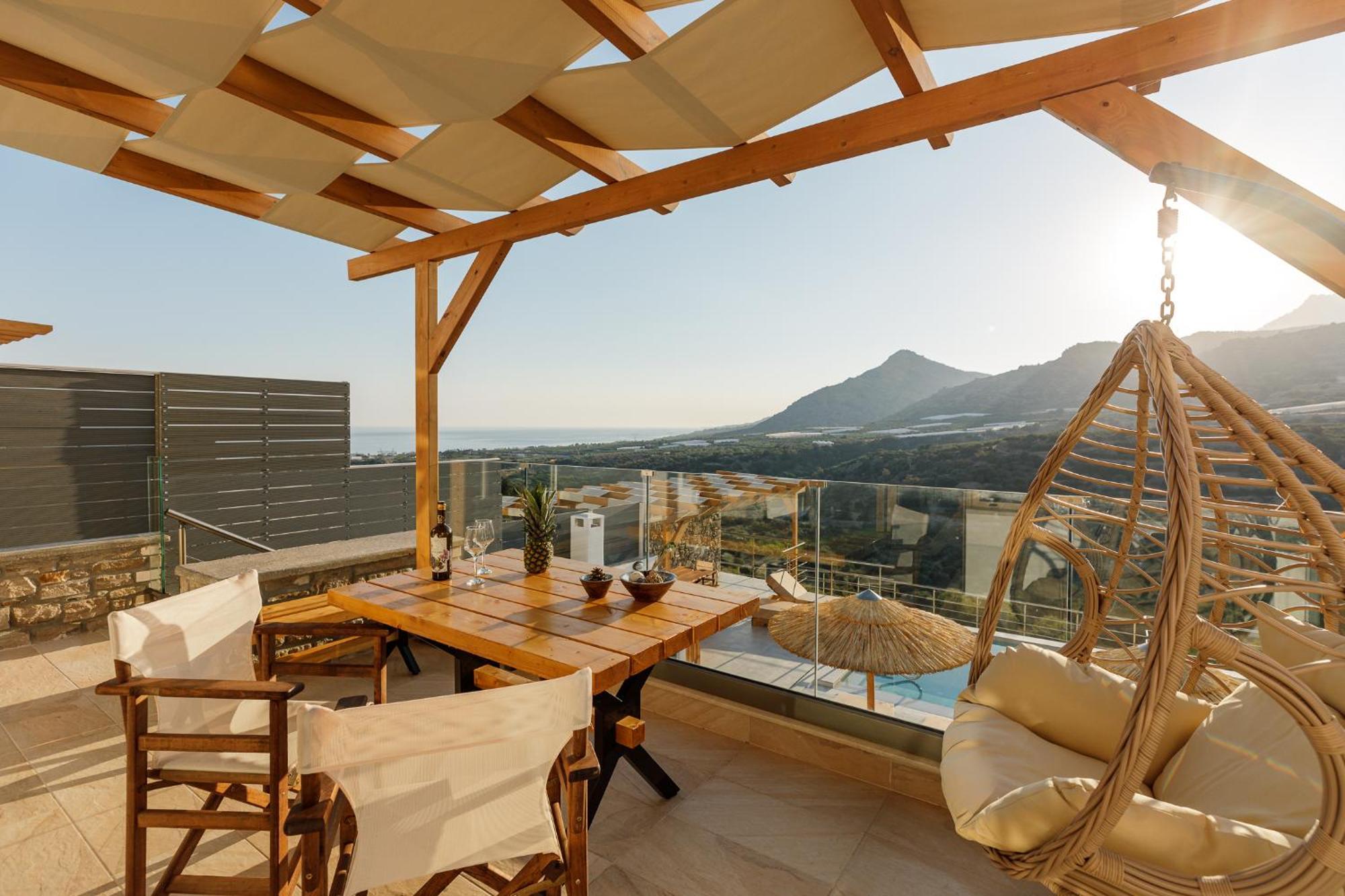 Mediterranean View Villa Makrýgialos Екстериор снимка