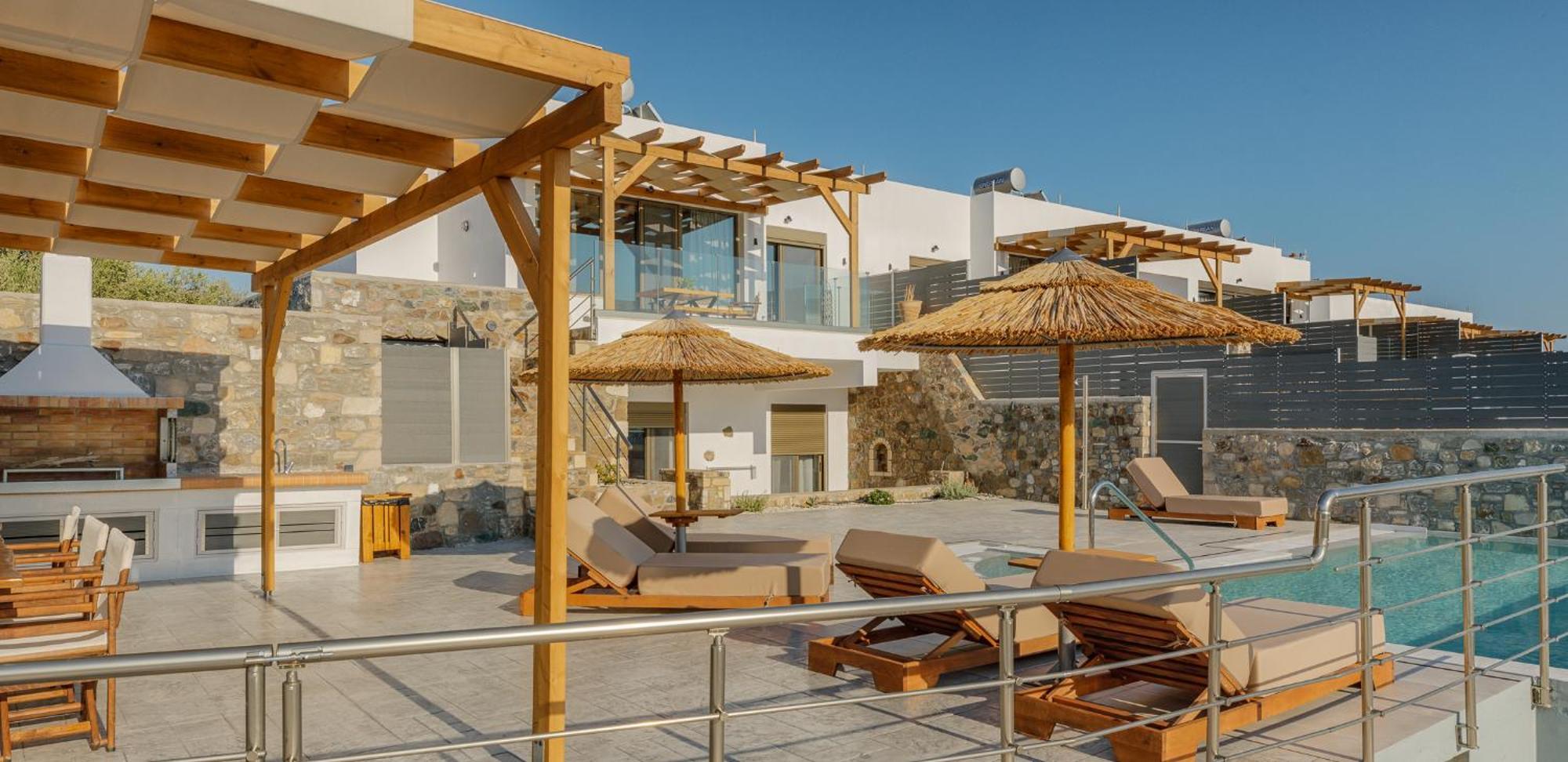 Mediterranean View Villa Makrýgialos Екстериор снимка