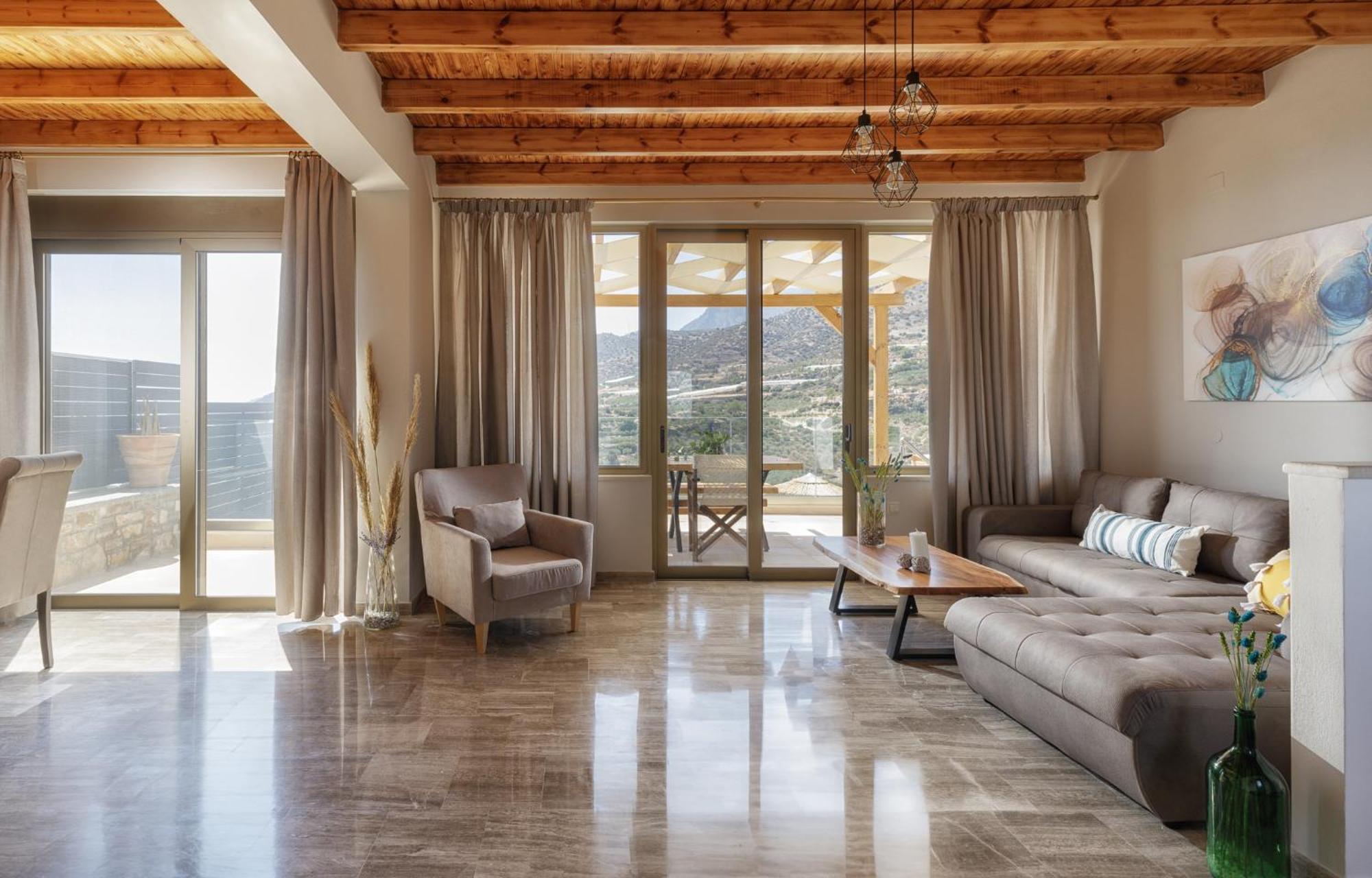 Mediterranean View Villa Makrýgialos Екстериор снимка